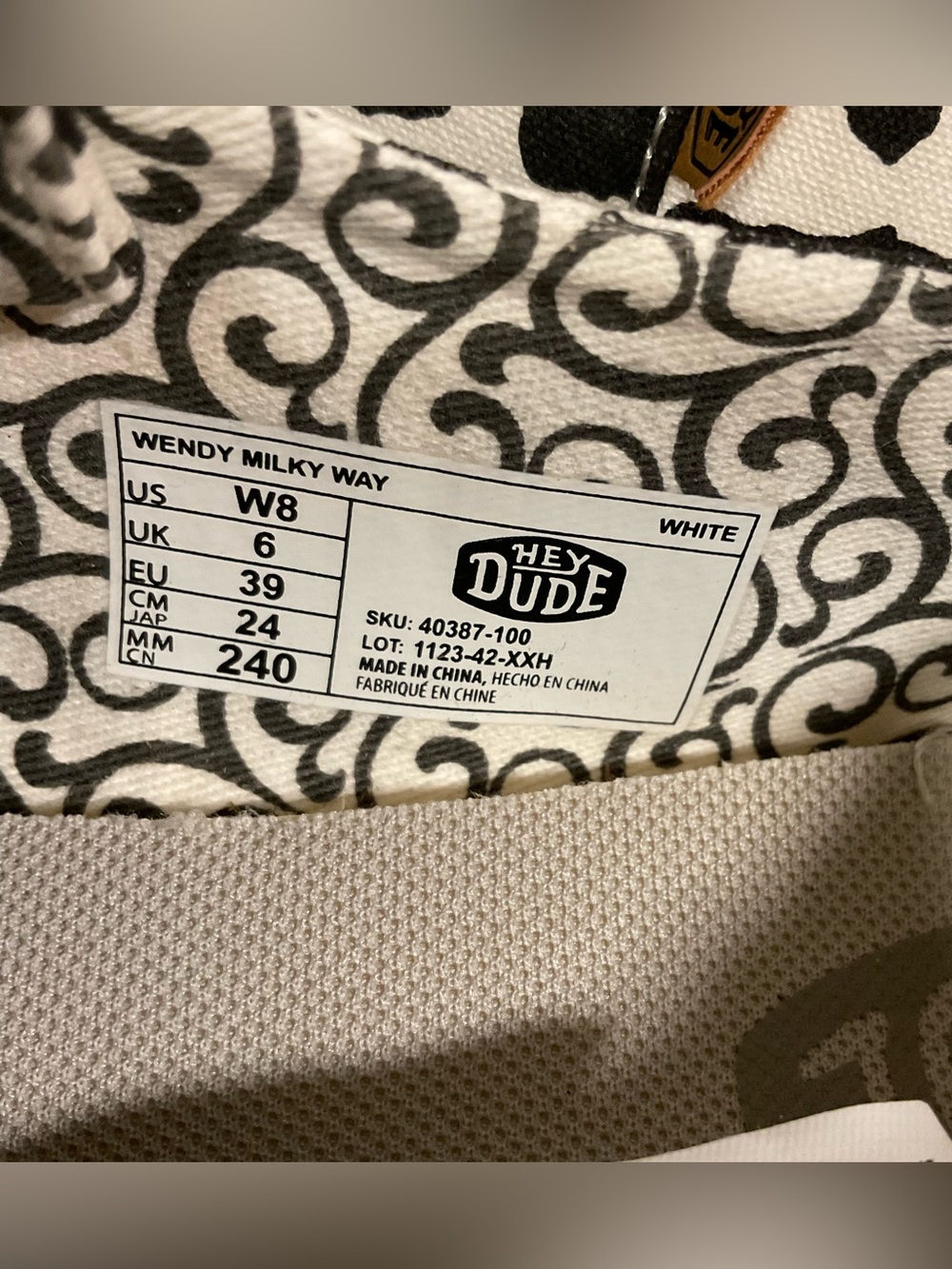 Hey Dude womens size 8 cow print - Picture 3 of 6